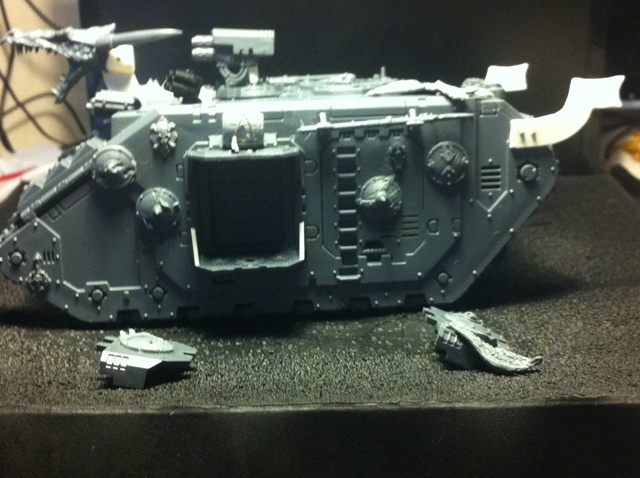 Land Raider 001.jpg